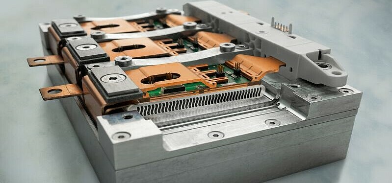 IZM power inverter IZM power inverter